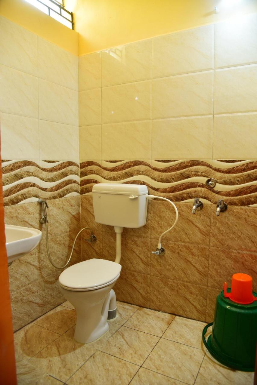 מלון מייזור Shreyas Residency מראה חיצוני תמונה